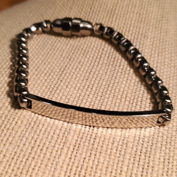 🏈 SILVER TONE CHAIN LINK BRACELET - Picture 1 of 12